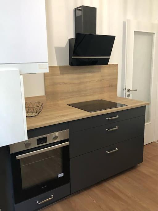 Le Carrousel - Appartement Cosy Centre أوبيرني المظهر الخارجي الصورة